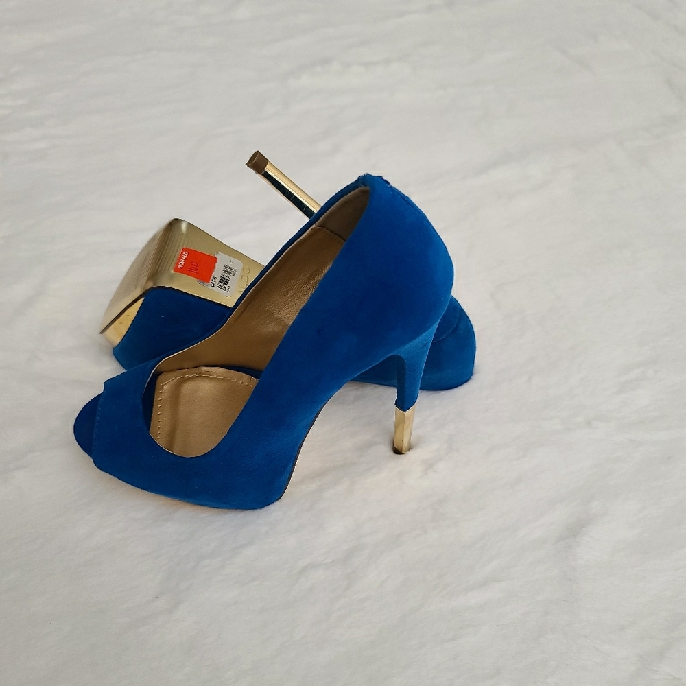Blue and Gold Aldo peeptoe heels